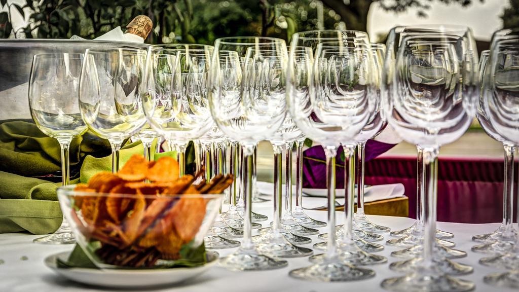 Hotel Restaurant Weihenstephaner Stuben ランツフート エクステリア 写真