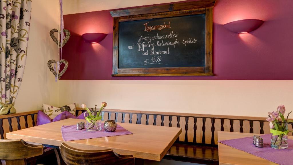Hotel Restaurant Weihenstephaner Stuben ランツフート エクステリア 写真